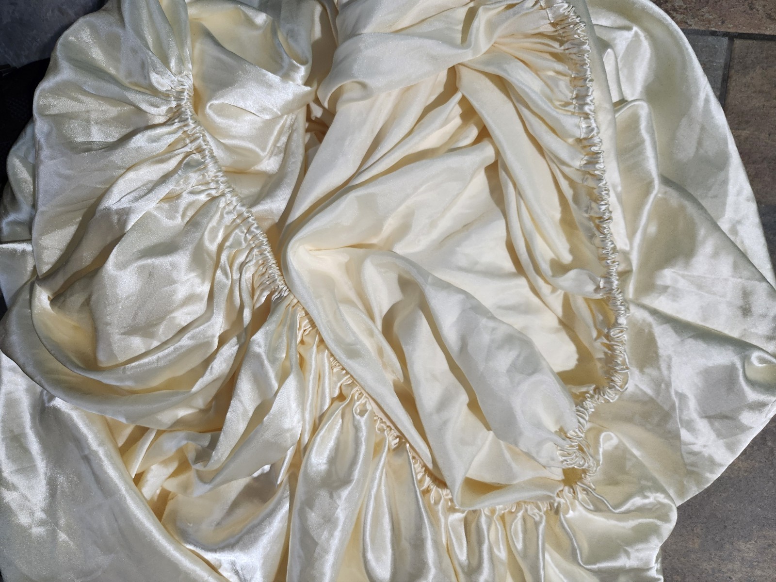 Satin Fitted Sheet Silky Bed Sheet Soft Luxury cream color polyester