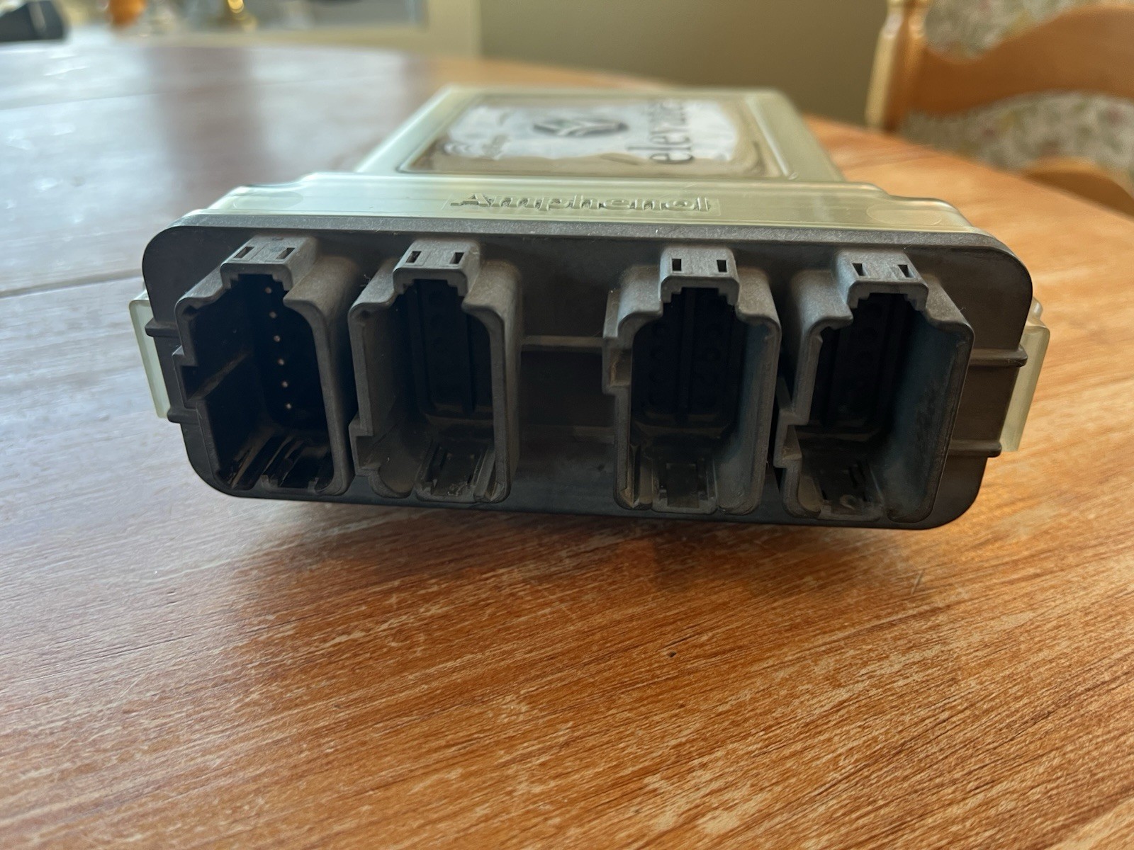 Digi Farm Elevate SLIM Modem with Starfire T-Cable. (Verizon)