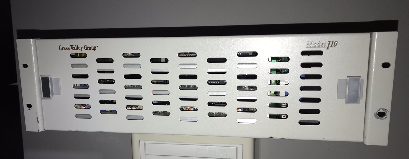 Grass Valley 110 Production Switcher - no cable