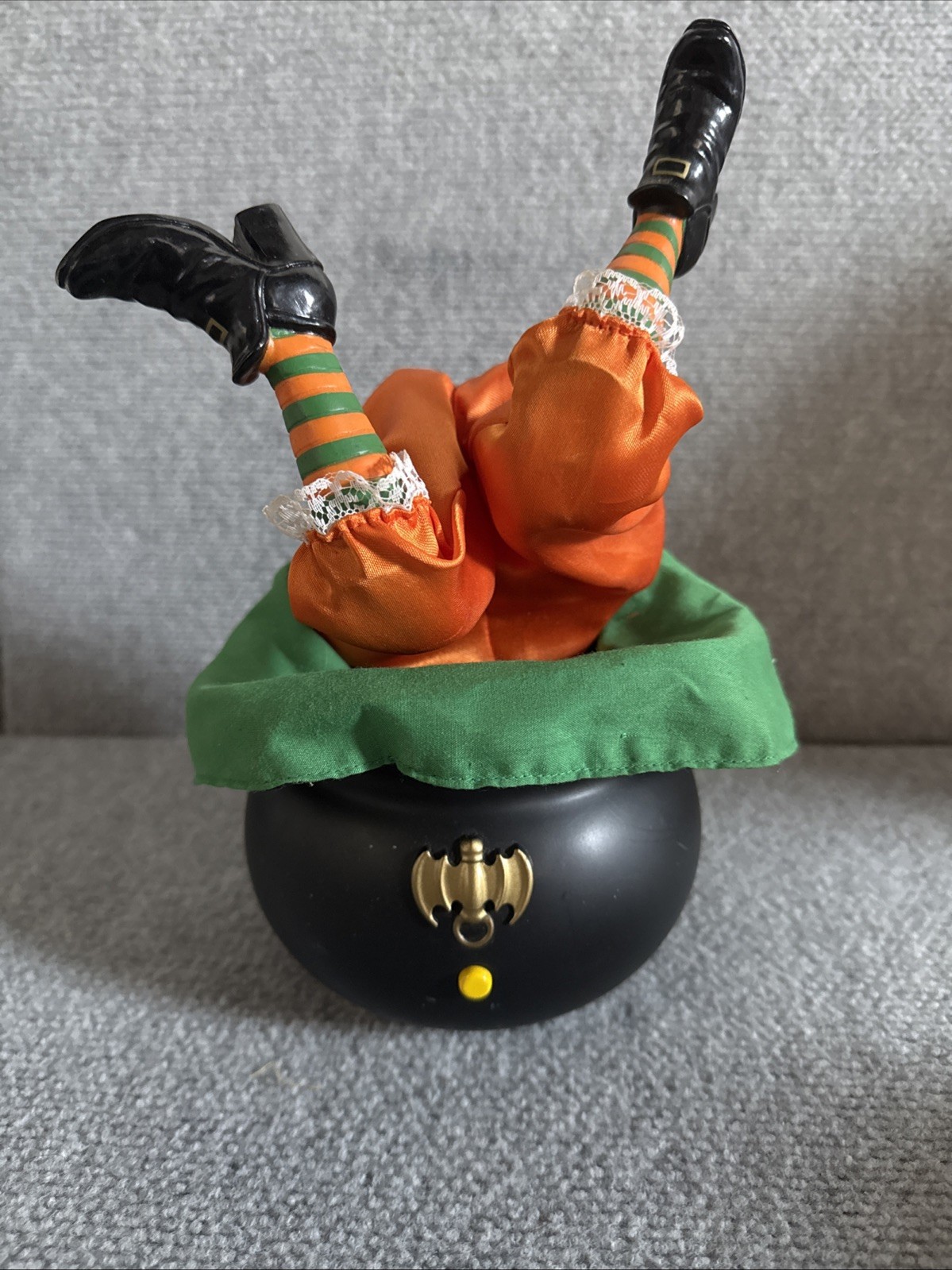 Gemmy Animated & Sound Witch Legs Kicking Cauldron Halloween Decoration Works