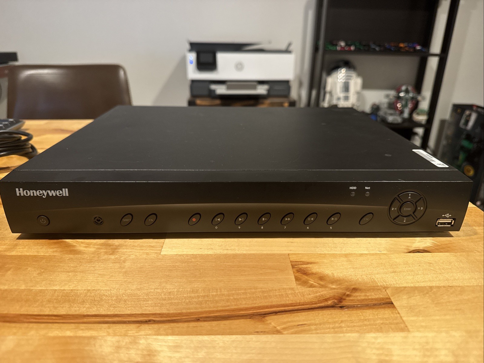 Honeywell HEN16163 NVR 6TB Security DVR 16CH DVR 16 POE Ports LOCKED/PARTS ONLY