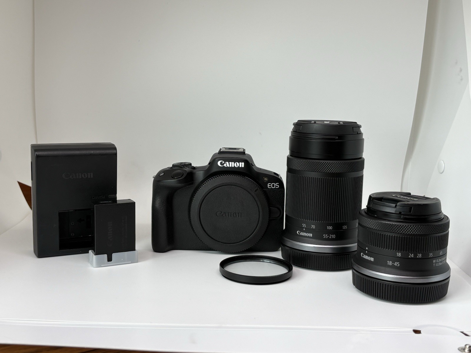 Canon EOS R50 Kit 18-45mm & 55-210mm Lenses, W/ Charger & Bag,  Great Condition