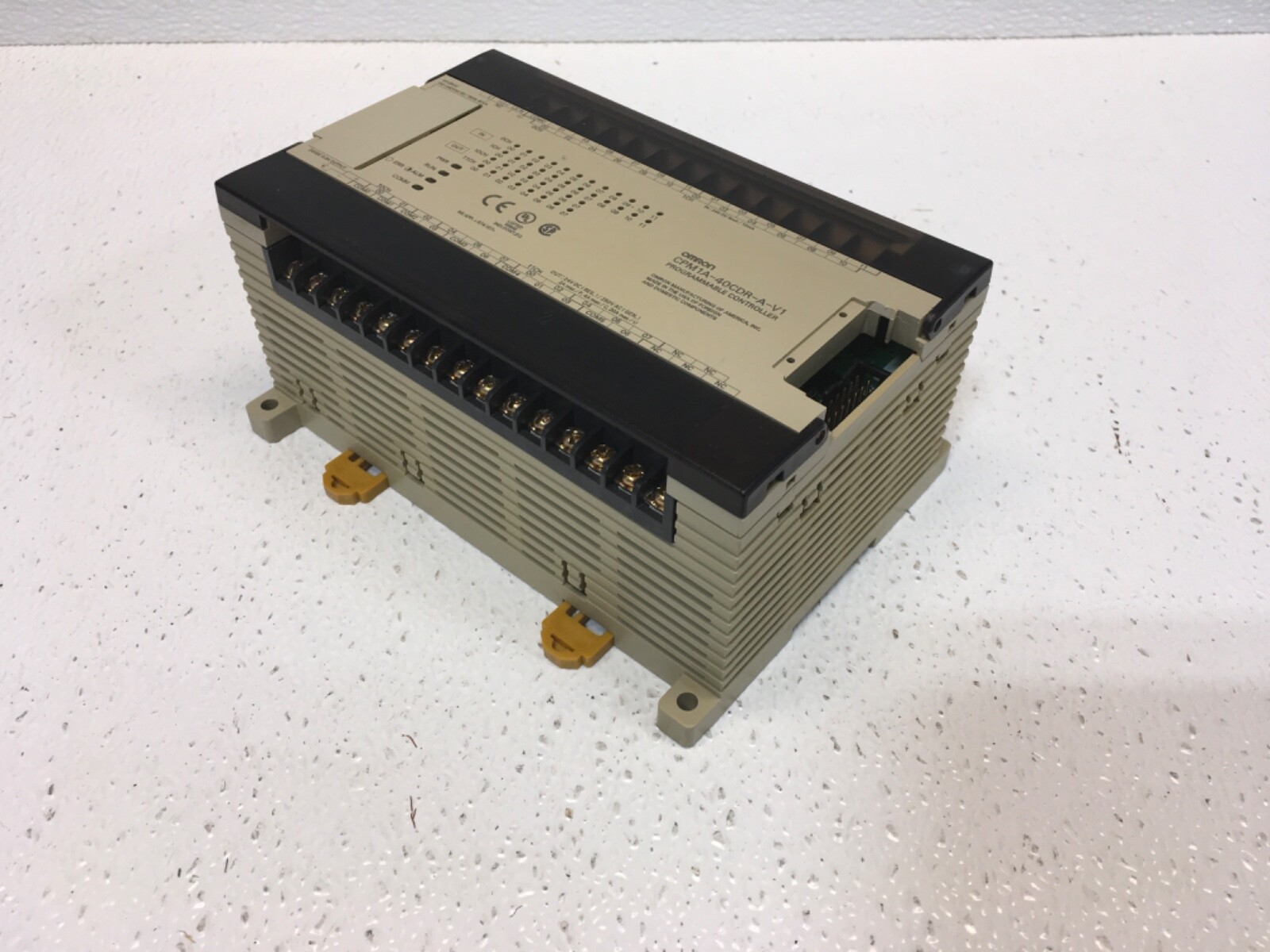 OMRON CPM1A-40CDR-A-V1 Programmable Controller (KB)