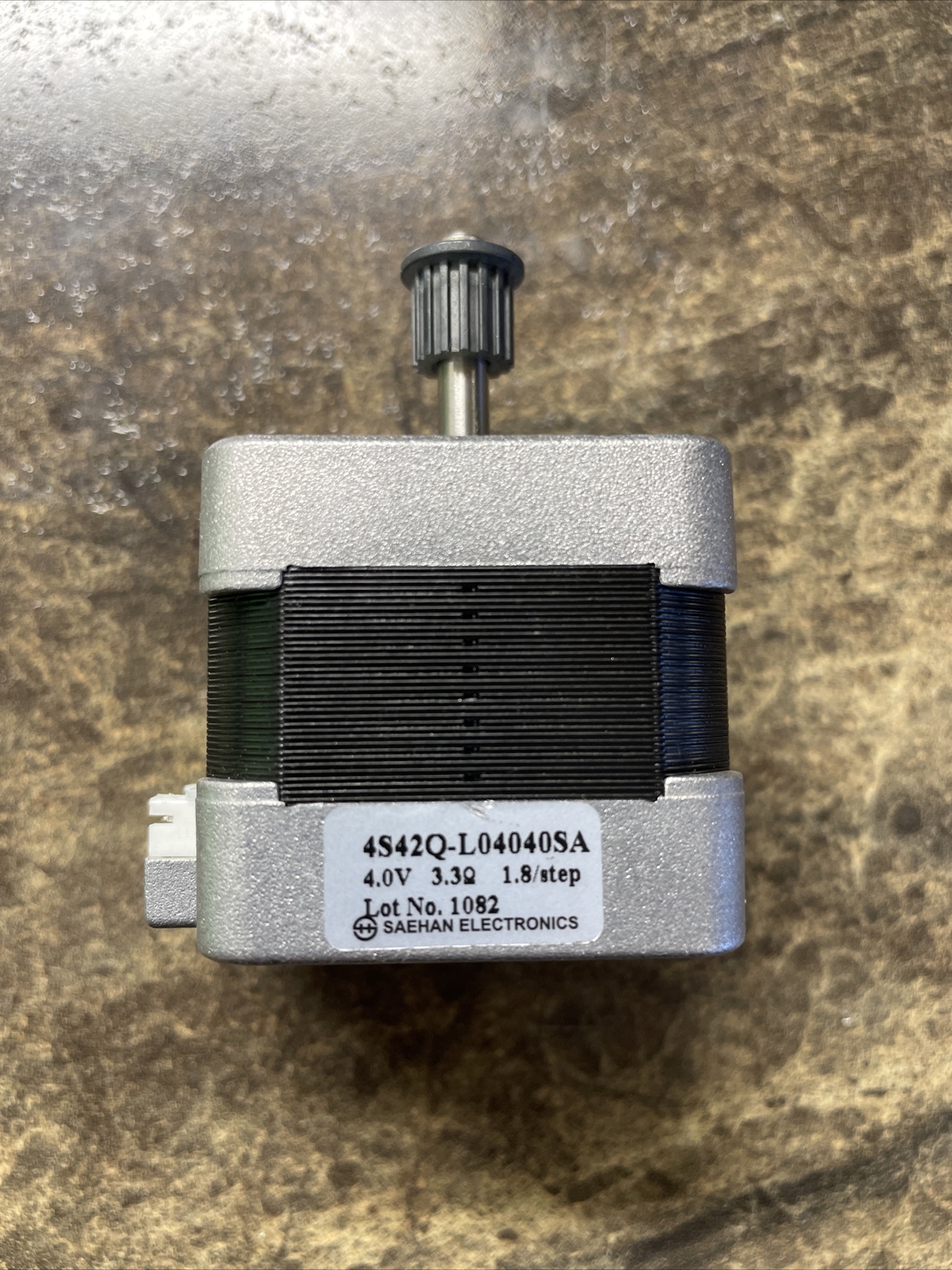 SAEHAN Stepping Motor - Model 4S42Q-L04040SA - USED