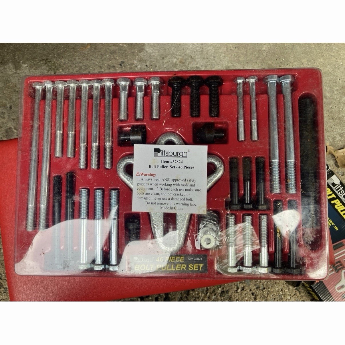 UNUSED Pittsburgh 46 pc. bowl puller set 37824