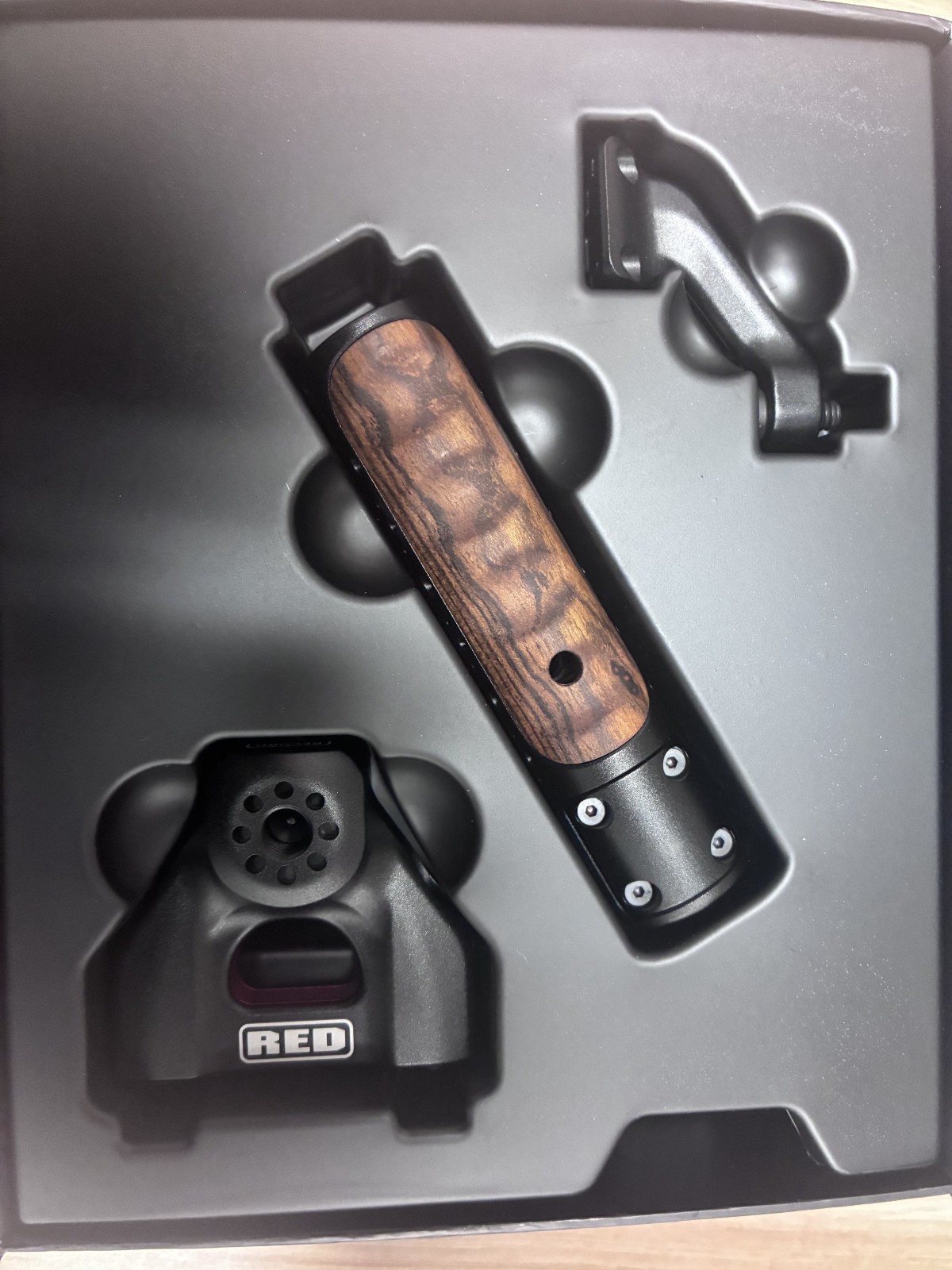 Red V-Raptor Top Handle 790-0689