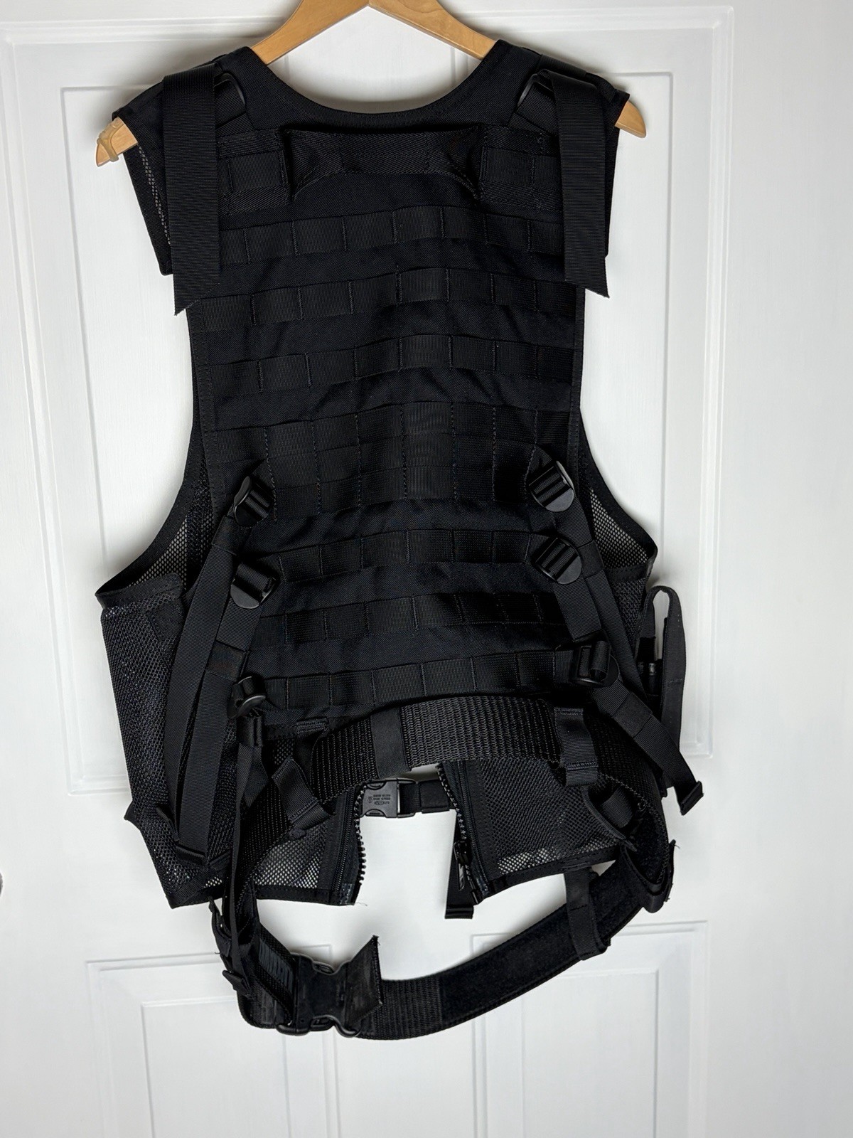 Blackhawk Tactical Vest Size 26 Black Mesh Utility Security Combat Vest