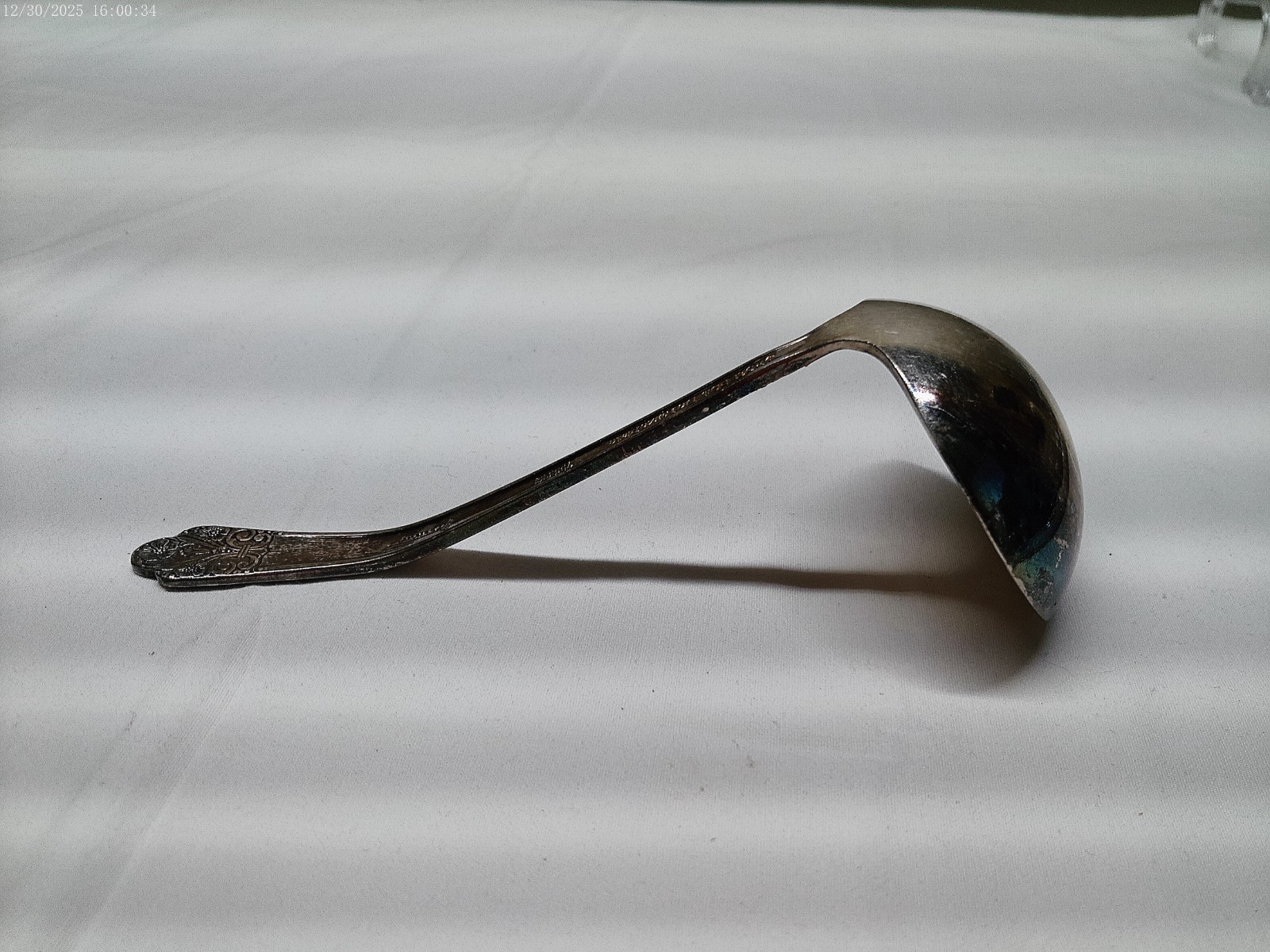 Rogers Deluxe Silverplate Precious Pattern 6" Gravy Ladle