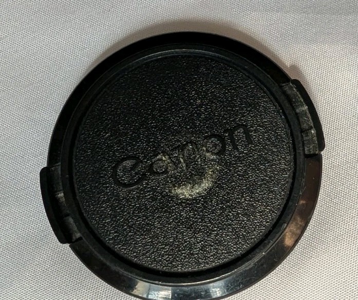 Genuine Canon FD C 52mm Snap-On Front Lena Cap