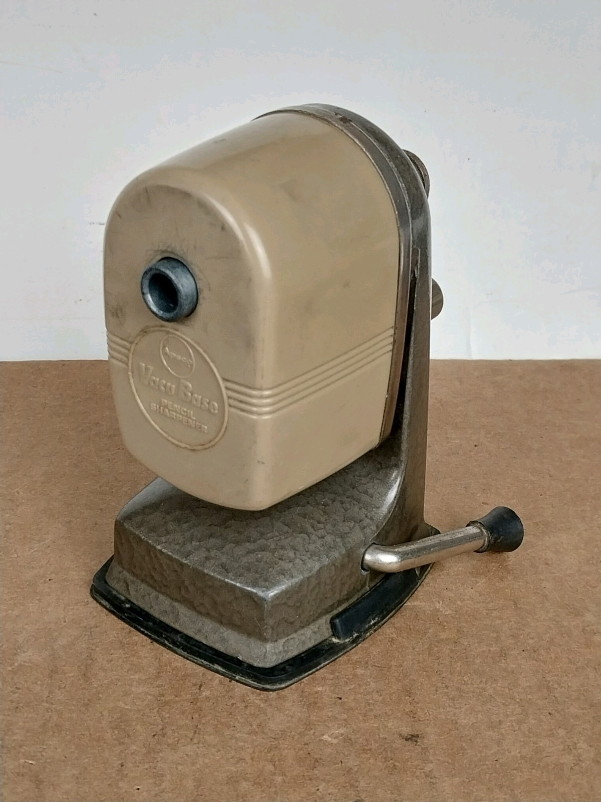 VTG Apsco Vacu-Base Suction Base Pencil Sharpener, Works