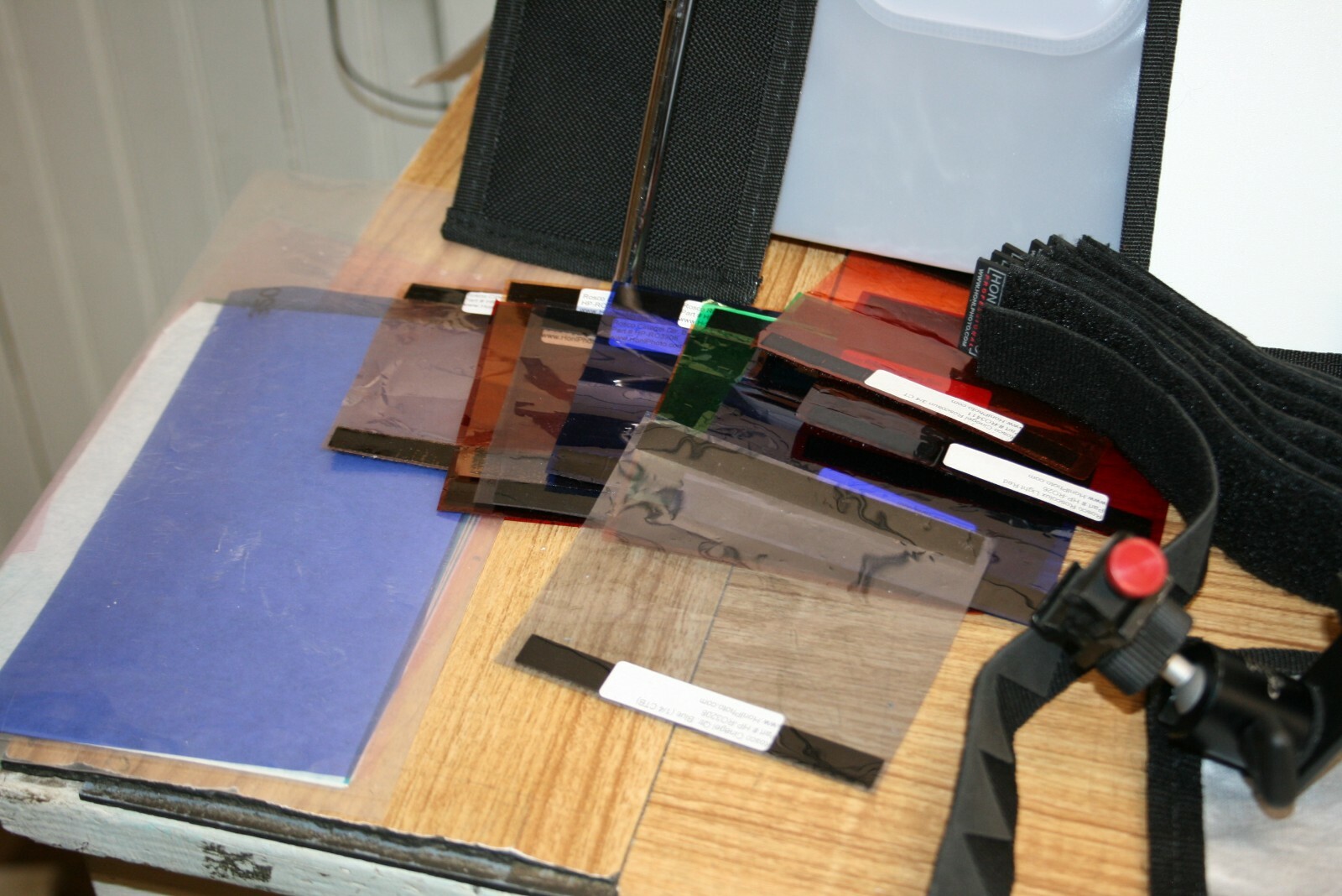 Camera Flash Kit & Filters With Umbrellas