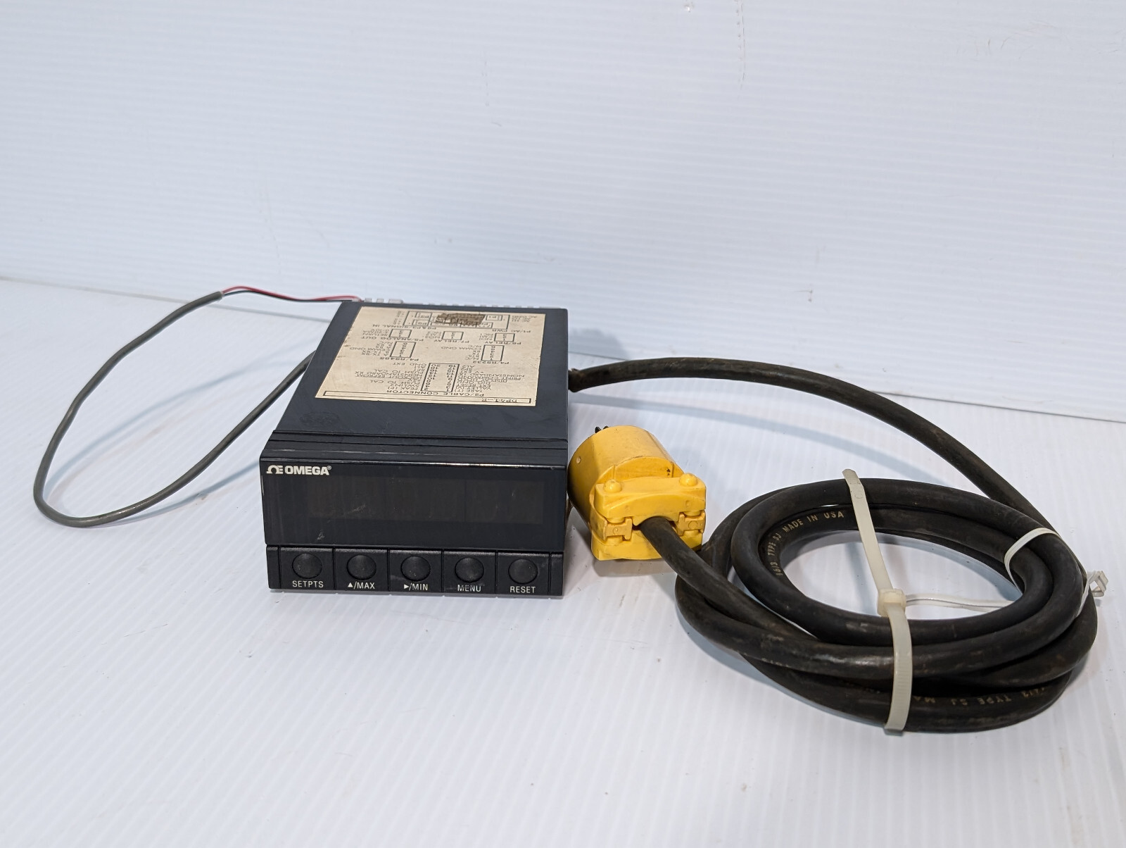 Omega DP41-E Process Voltage/ Current Indicator, 10 W, 115 VAC, Made in USA
