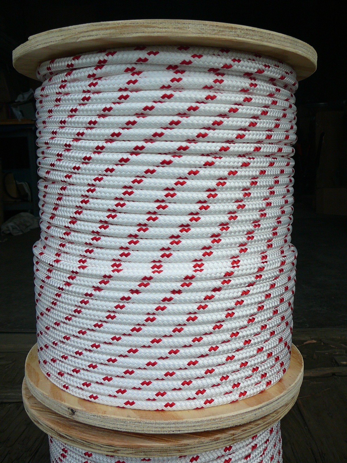 NovaTech XLE Halyard Sheet Line, Dacron Sailboat Rope 5/16" x 100' White/Red