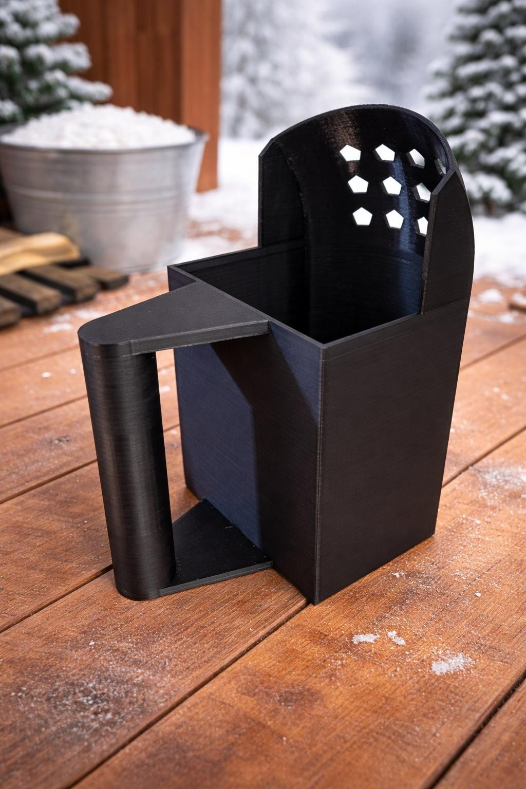 Salt & Sand Hand Spreader – 3D Printed Ice Melt Scoop