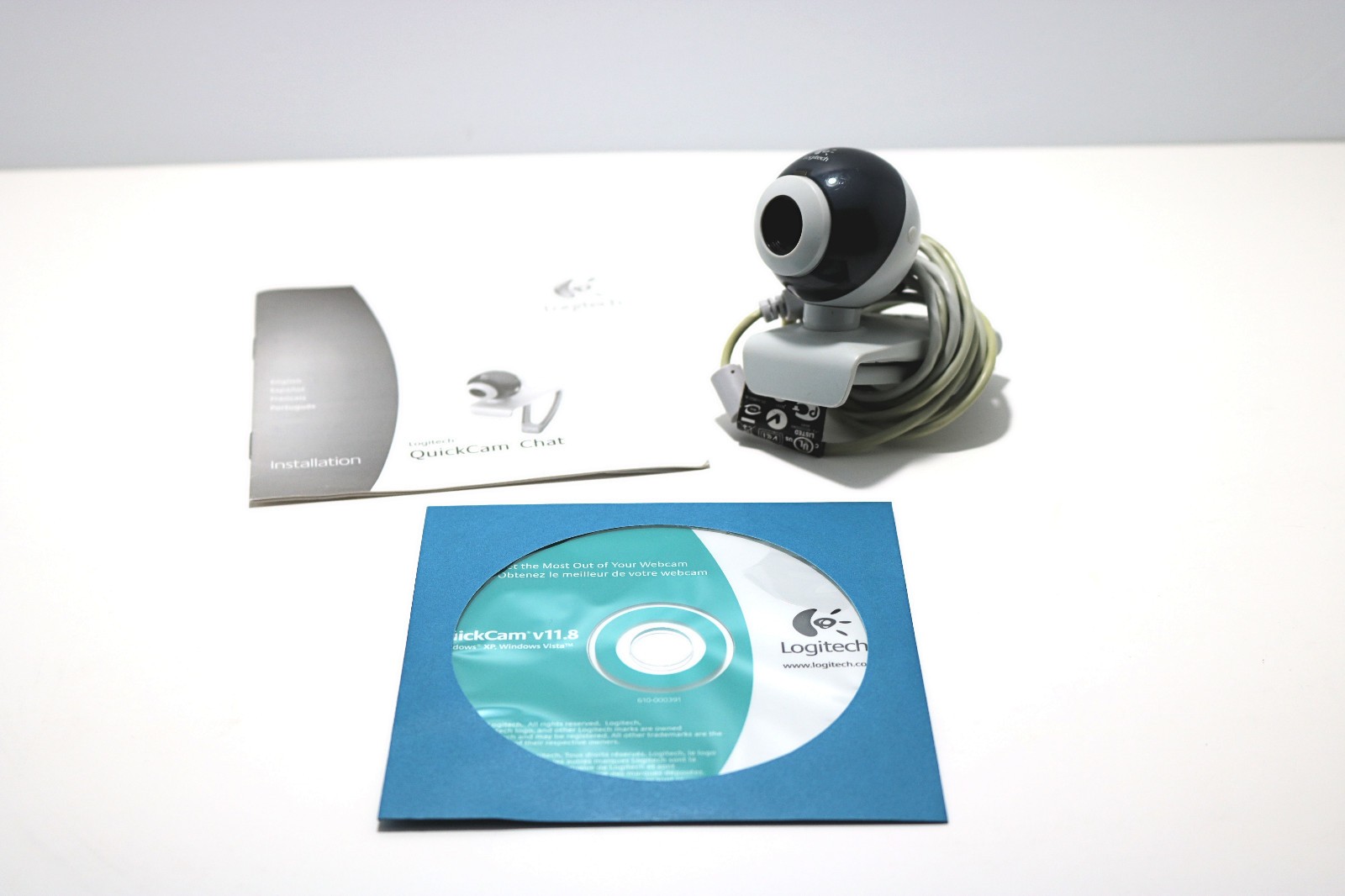 Logitech QuickCam Web Cam V11.8 + Software Install Disc, & Original Manual
