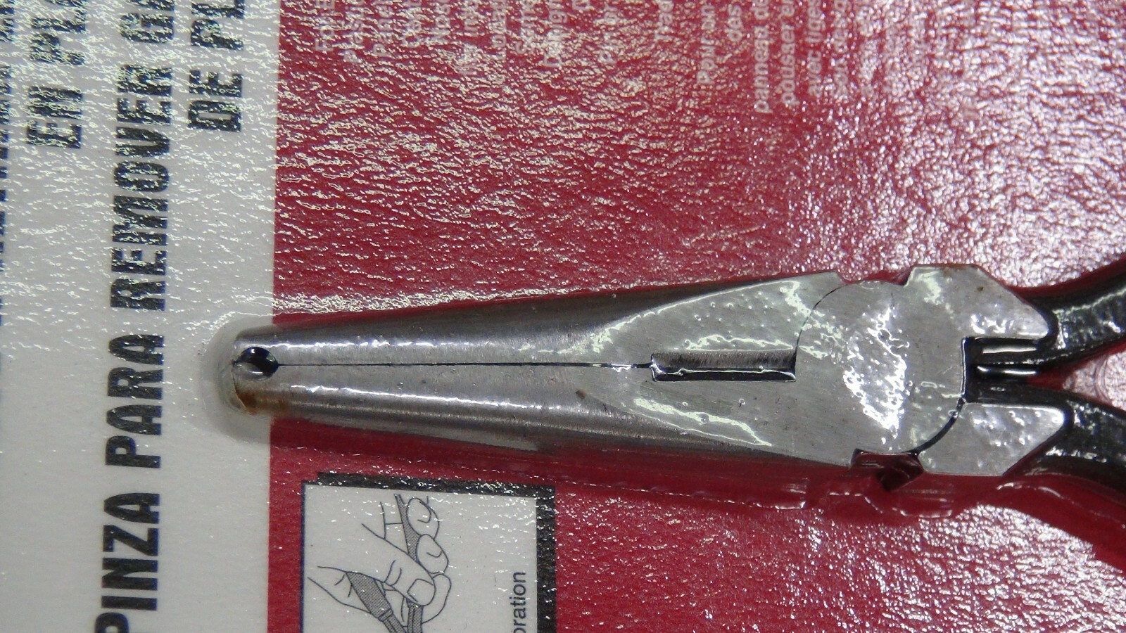 PLASTIC CLIP PIN REMOVAL PLIERS Lisle 42810