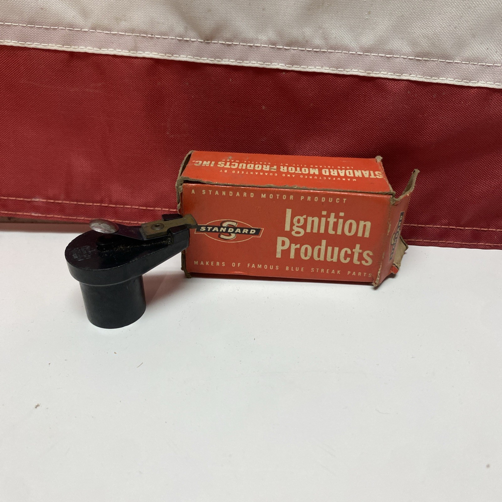 NOS Standard DR-308 Distributor Rotor 1953-1962 GM 1955-1965 Truck 1955-1962 AMC