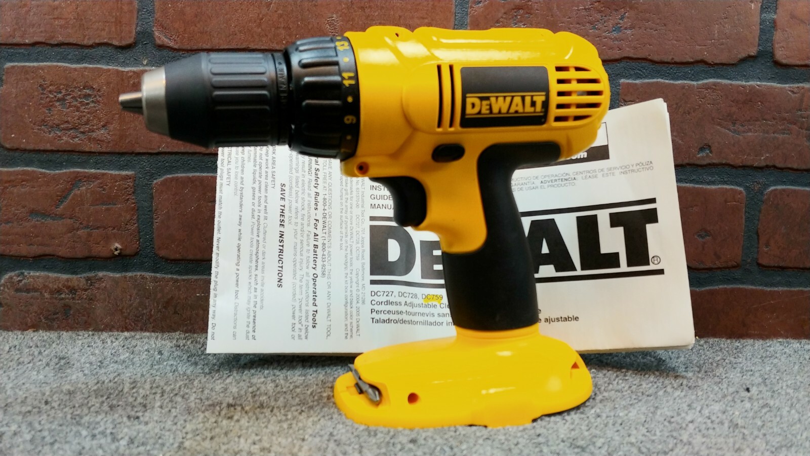 DeWalt DC759 18V 1/2" Variable 2-Speed Keyless Drill Driver-***NEW***