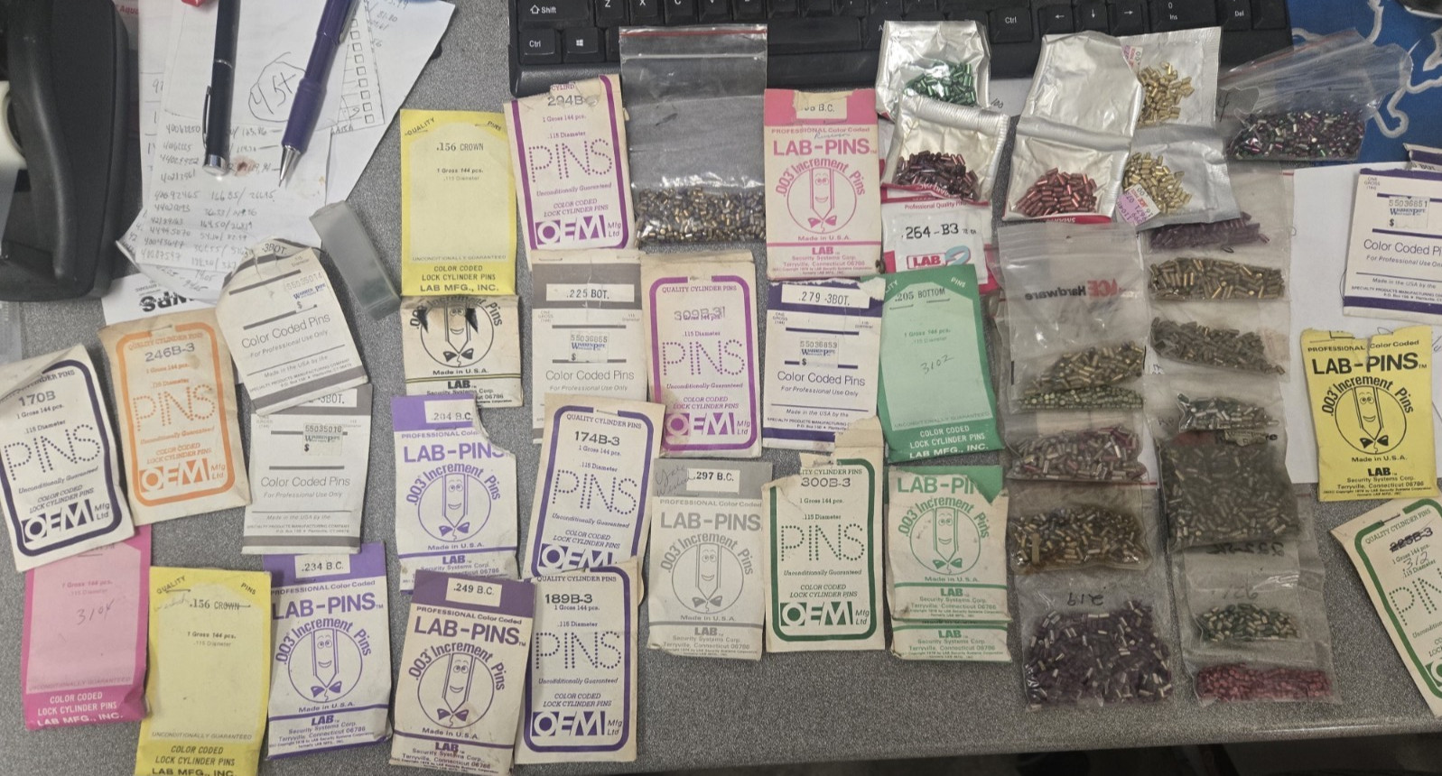 ASSORTMENT OF SECURITY PINS FOR RE-PINNING LOCKS AND CYLINDERS. (SEE PICS ABOVE)