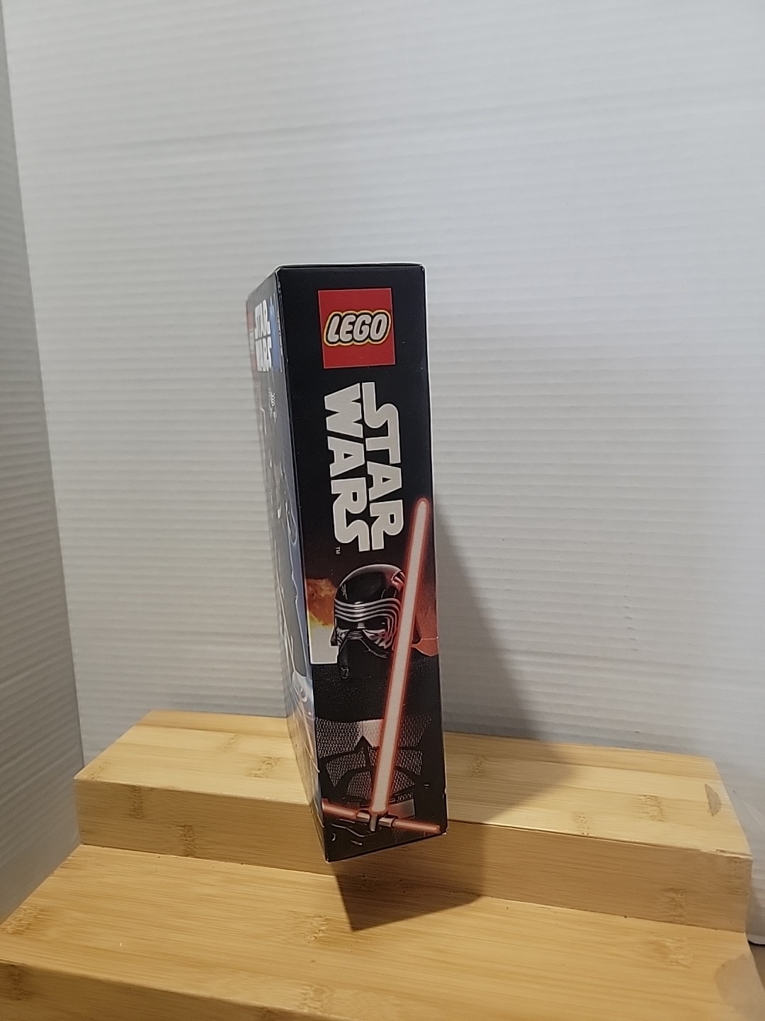 LEGO Star Wars Kylo Ren Buildable Figure 75117 New In Box - Fast Shipping