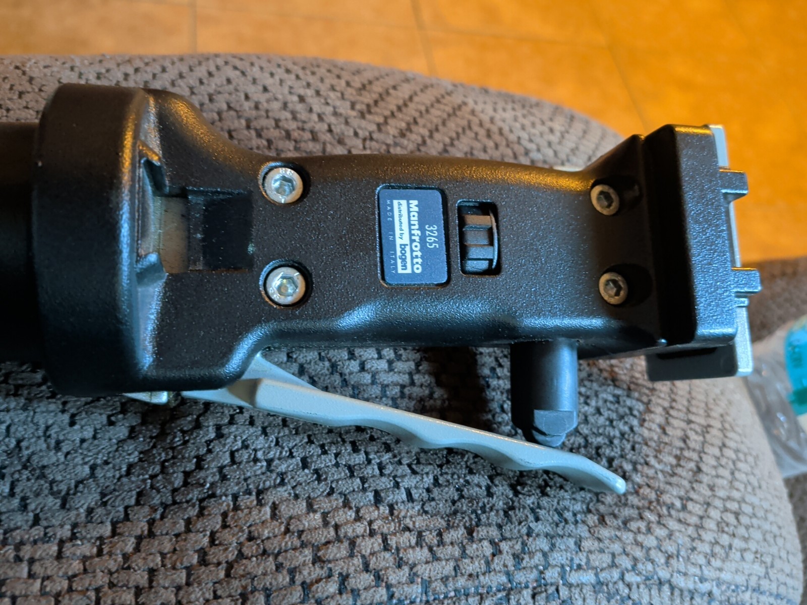 USED - Bogen/Manfrotto 3265 Grip Action Ball Head (With Quick Release Plate)