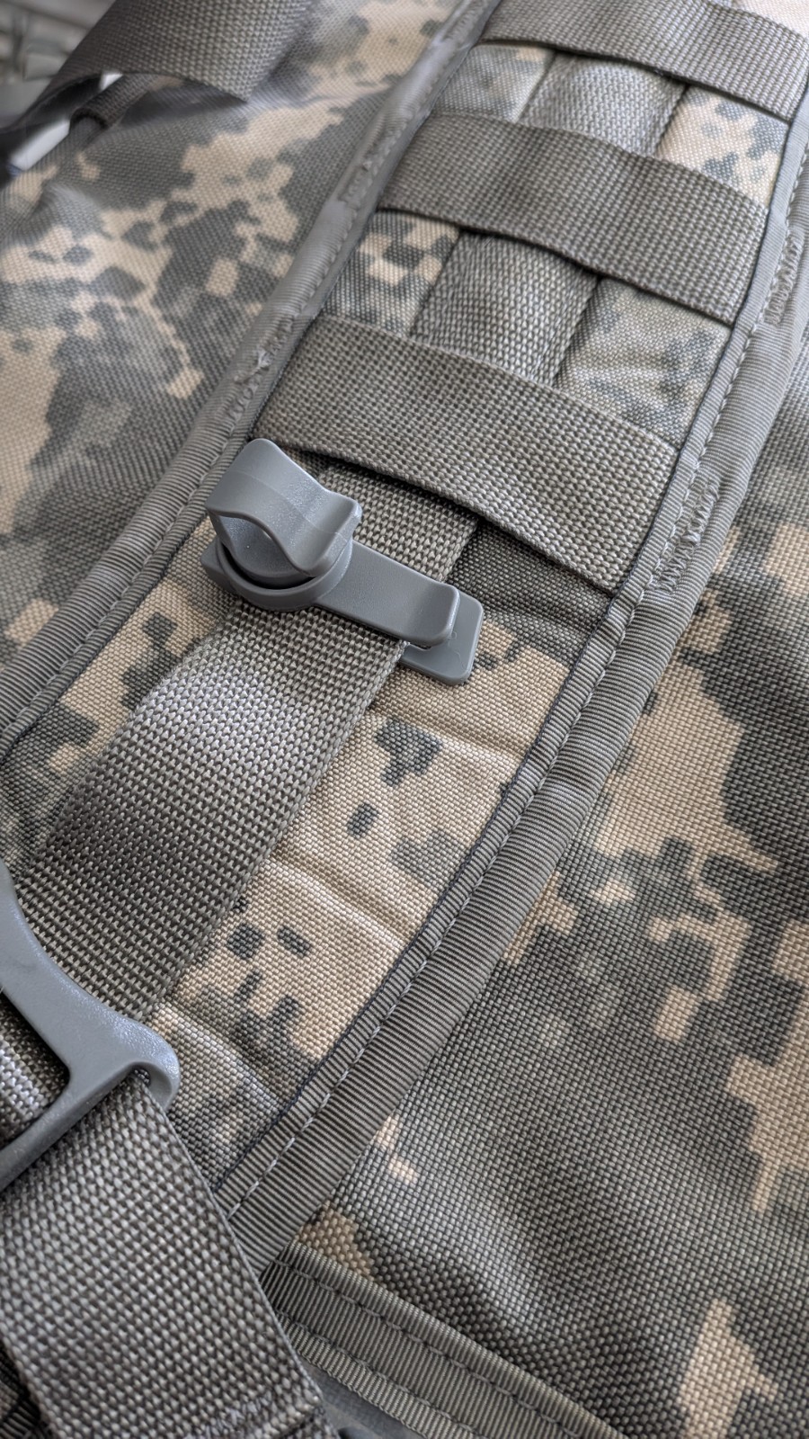 Replacement Hydration Pack Quick Connect Drinking Tube Hose Valve Magnetic Clip