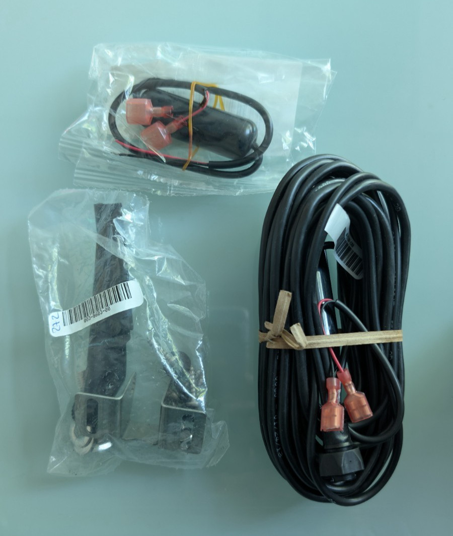 Lowrance Skimmer Transducer w/Temp 000-10260-001