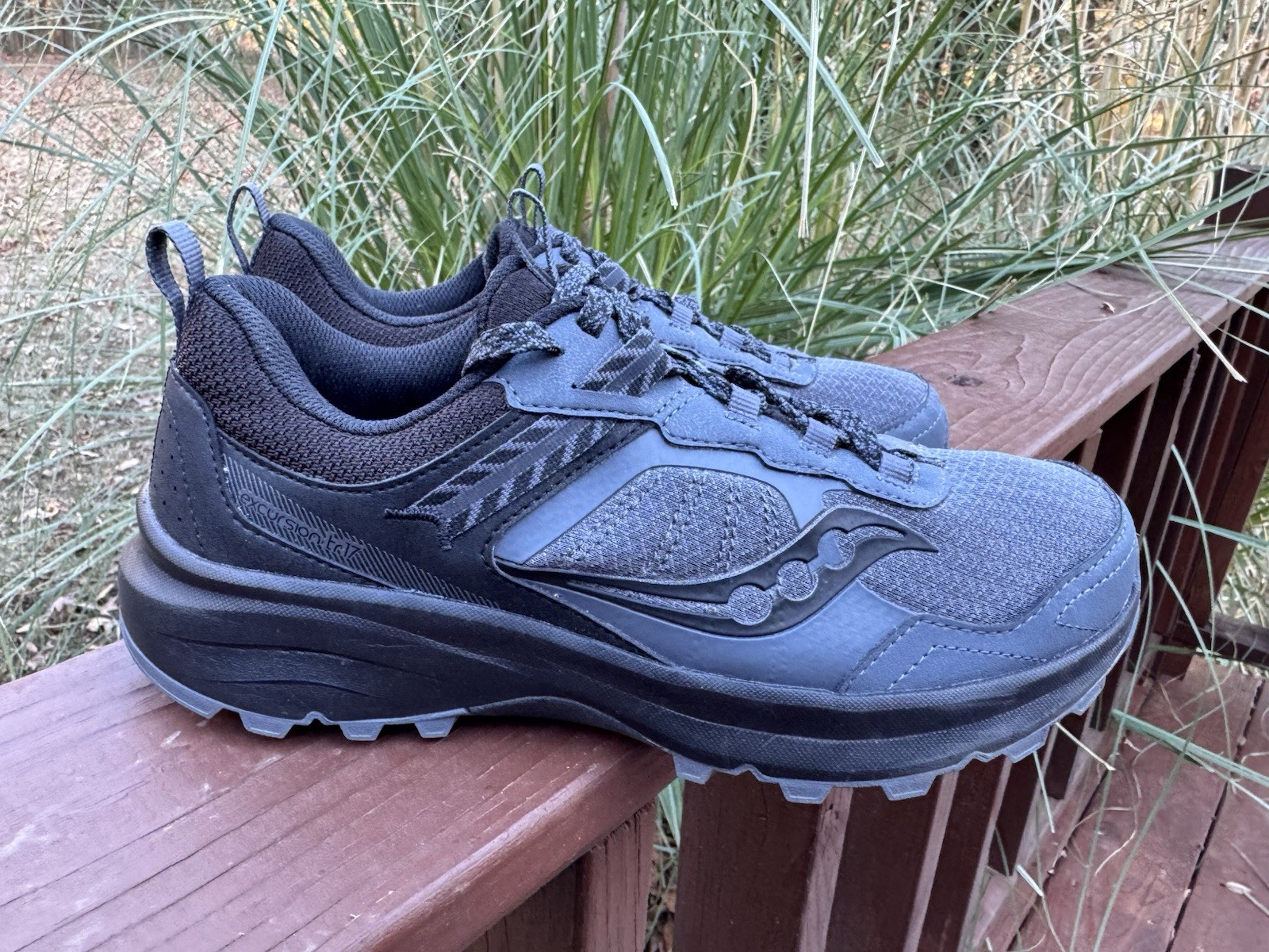 Saucony Excursion Tr17 Sneaker  Men’s 8.5 Wide Shadow/Black