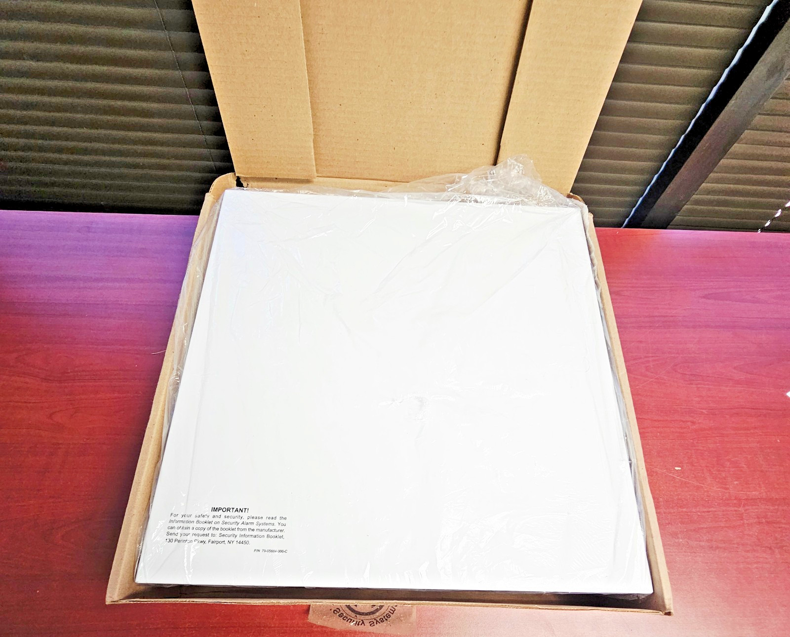 Bosch B8103 Mounting Box for Switch White White NEW (Open Box)