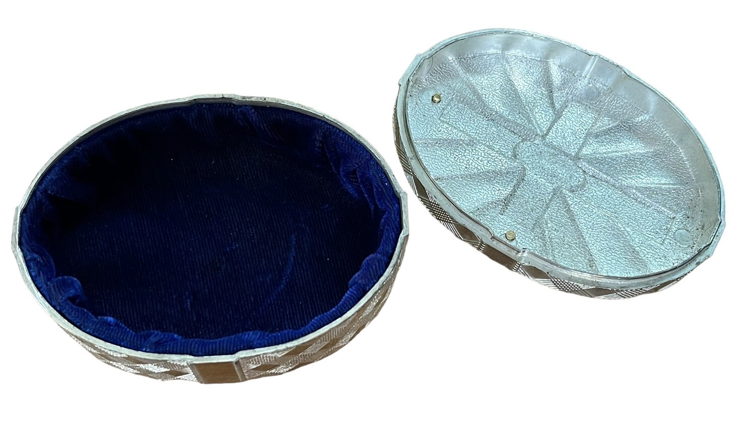 Godinger Silver Plated Two Tone Lined Oval Trinket Box