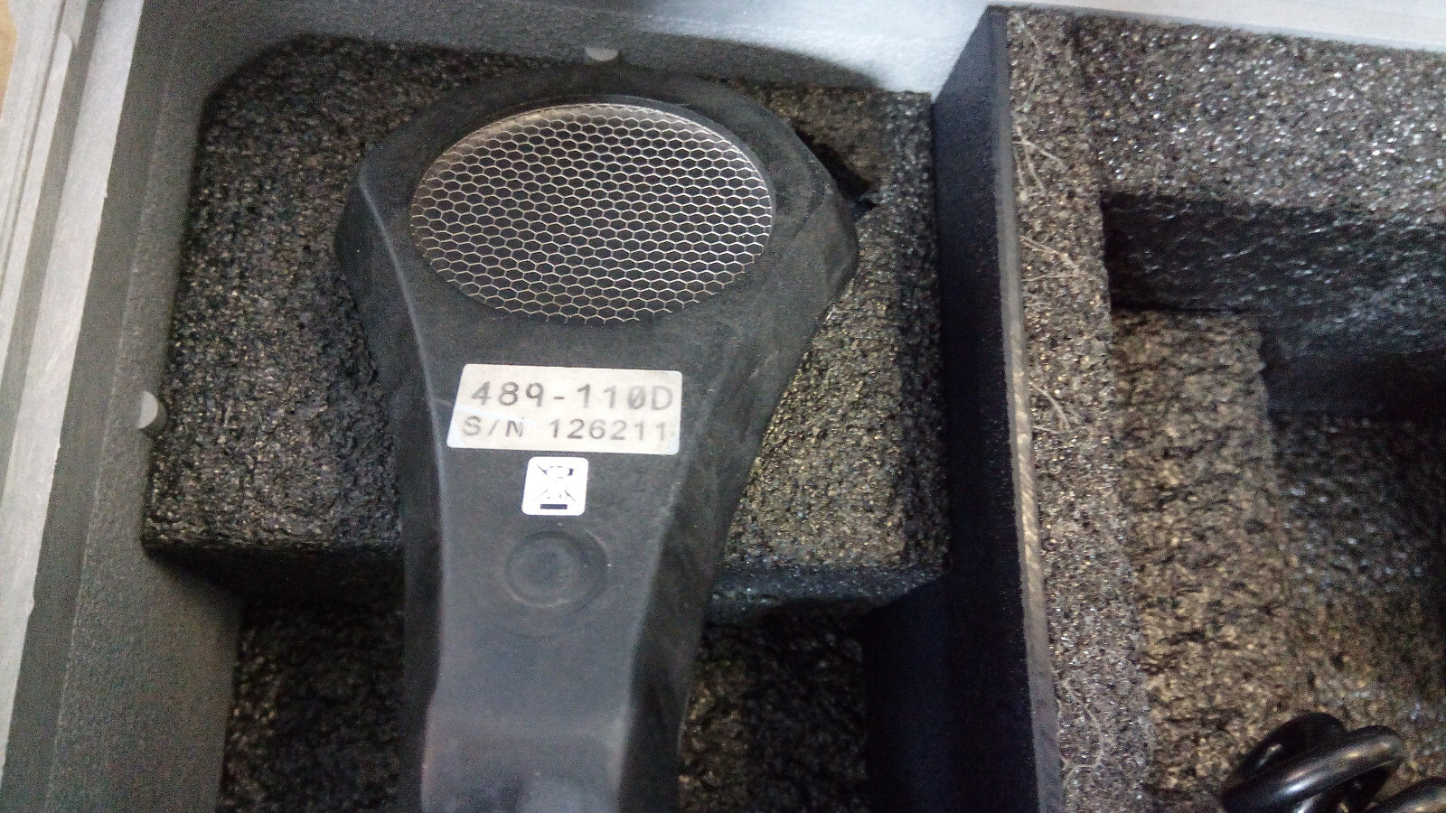 Fluke 190 Geiger Counter / Radiation meter / Pancake probe W check source