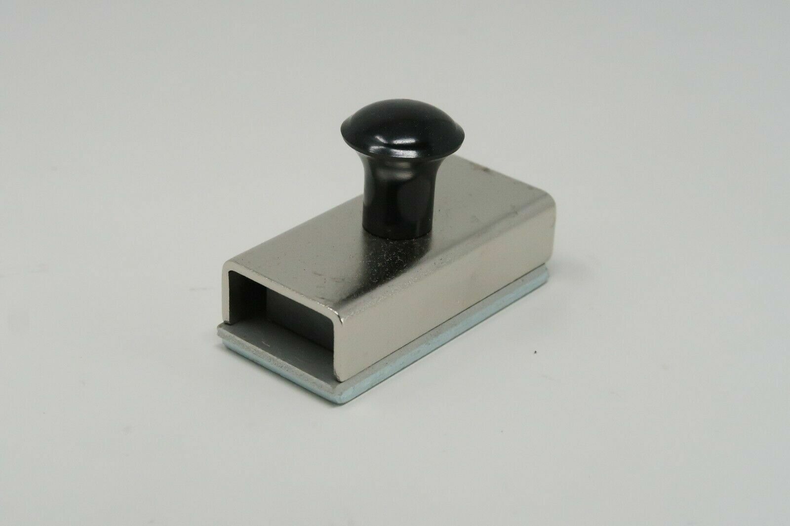Eclipse Magnetics E671 Ferrite Magnet Assembly Ceramic marker 2-3/8" x 1-1/8"