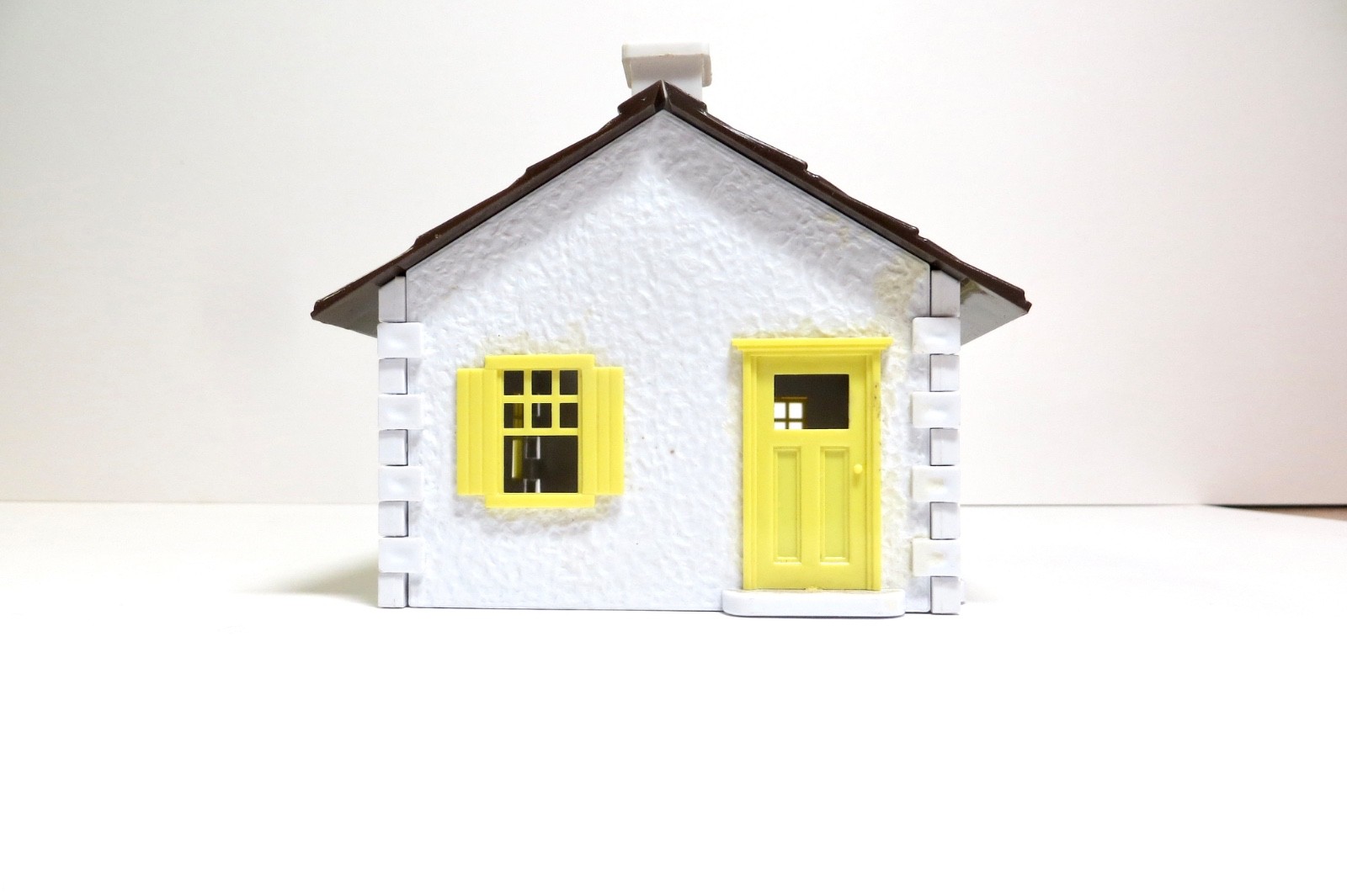 Plasticville Cape Cod House (3) Unbroken Complete