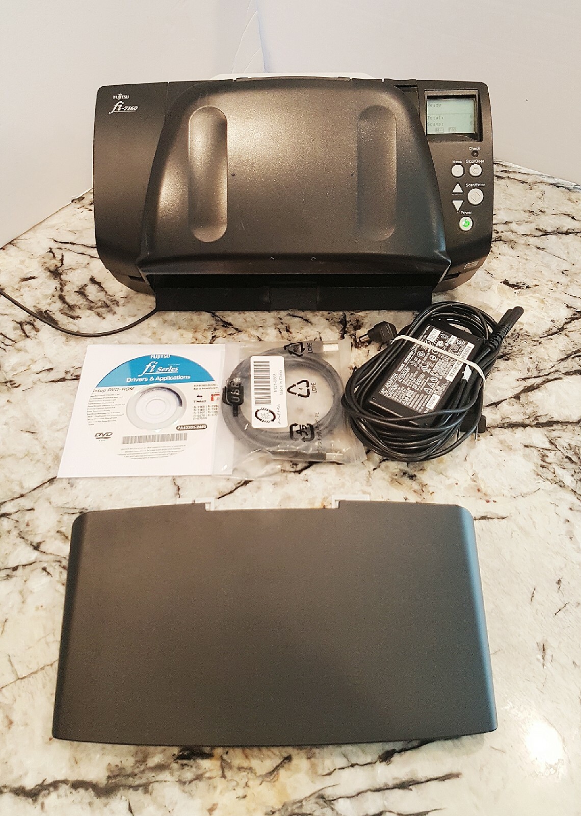 Fujitsu FI-7160 document scanner Work Group Scanner fully set in box