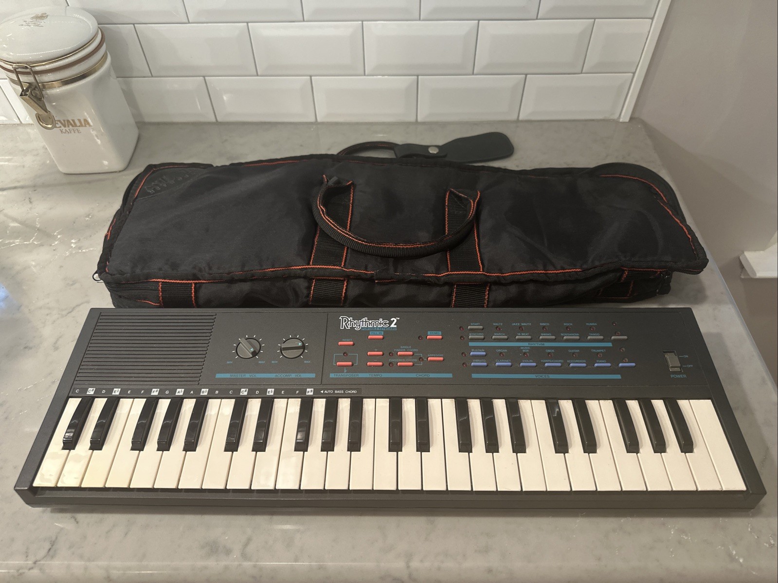 RHYTHMIC 2 PORTABLE KEYBOARD 1986 Video Tech PIANO 49 KEYS W Soft Case Works