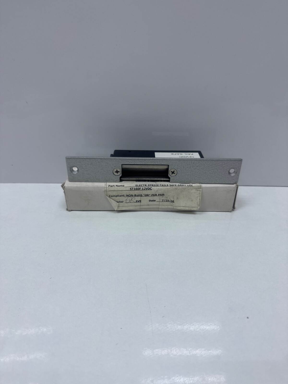 ELECTR.STRIKE 70-00670 FAILS SAFE GRAY 12V ST160F 12VDC