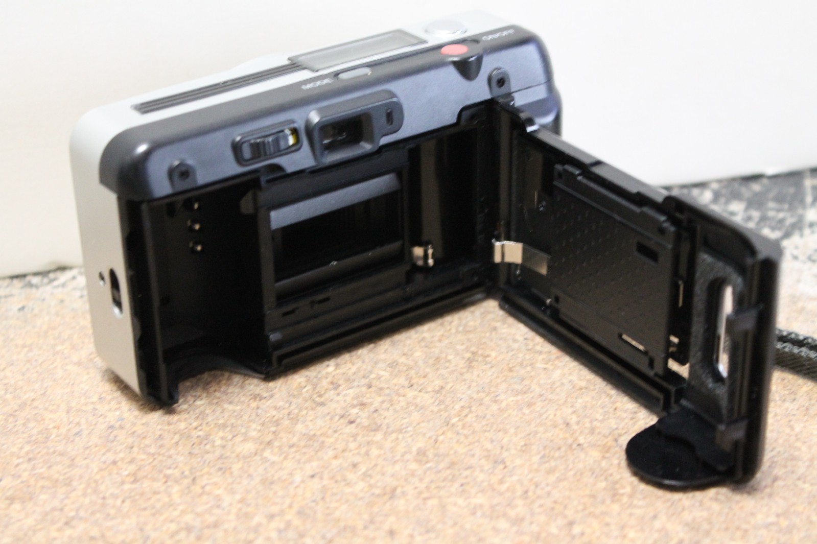 Samsung Maxima 40 AF 35mm Panorama with Samsung case, untested