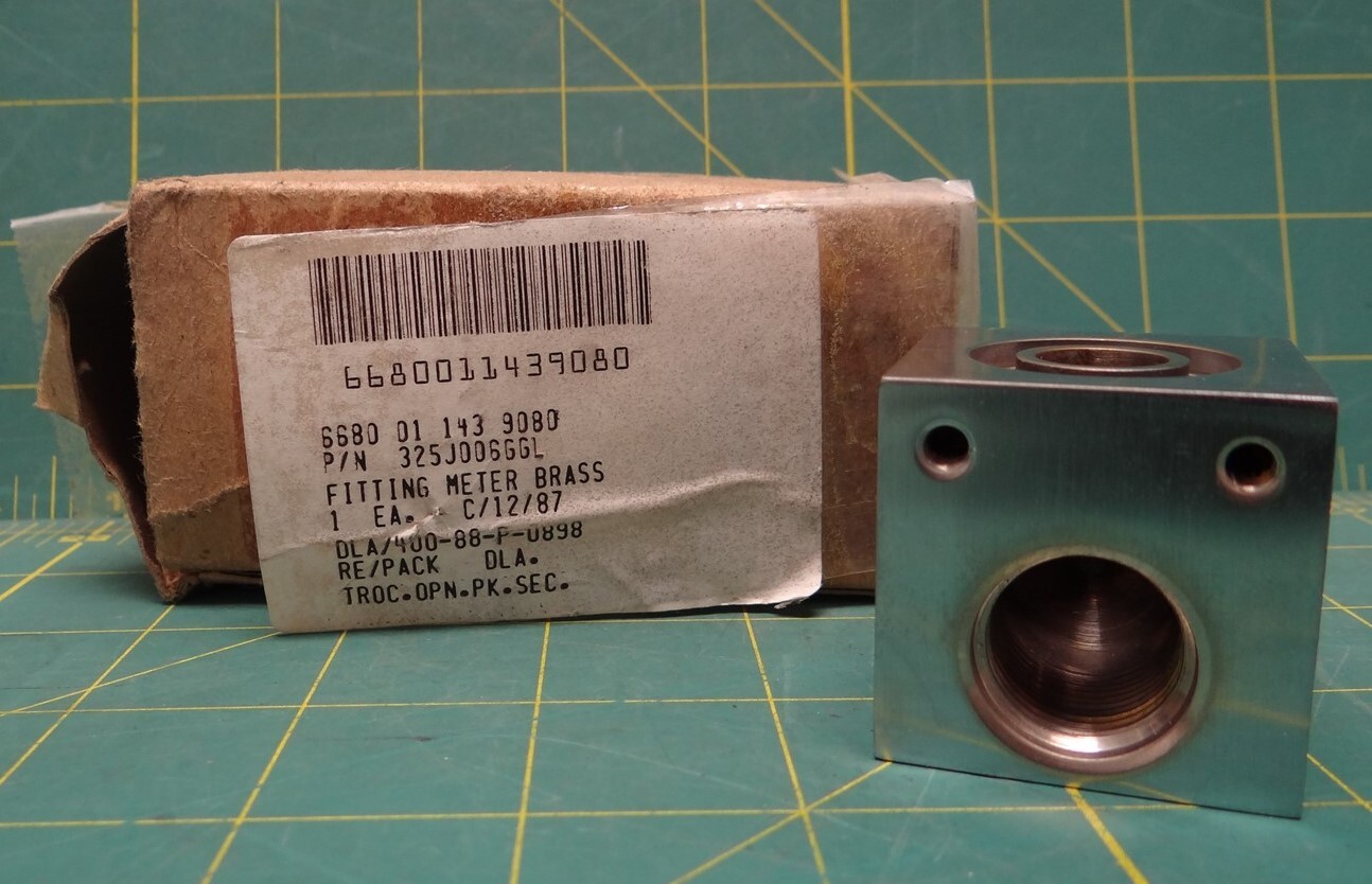 Brooks Instrument Division Brass Meter Fitting  325J006GGL  6680-01-143-9080