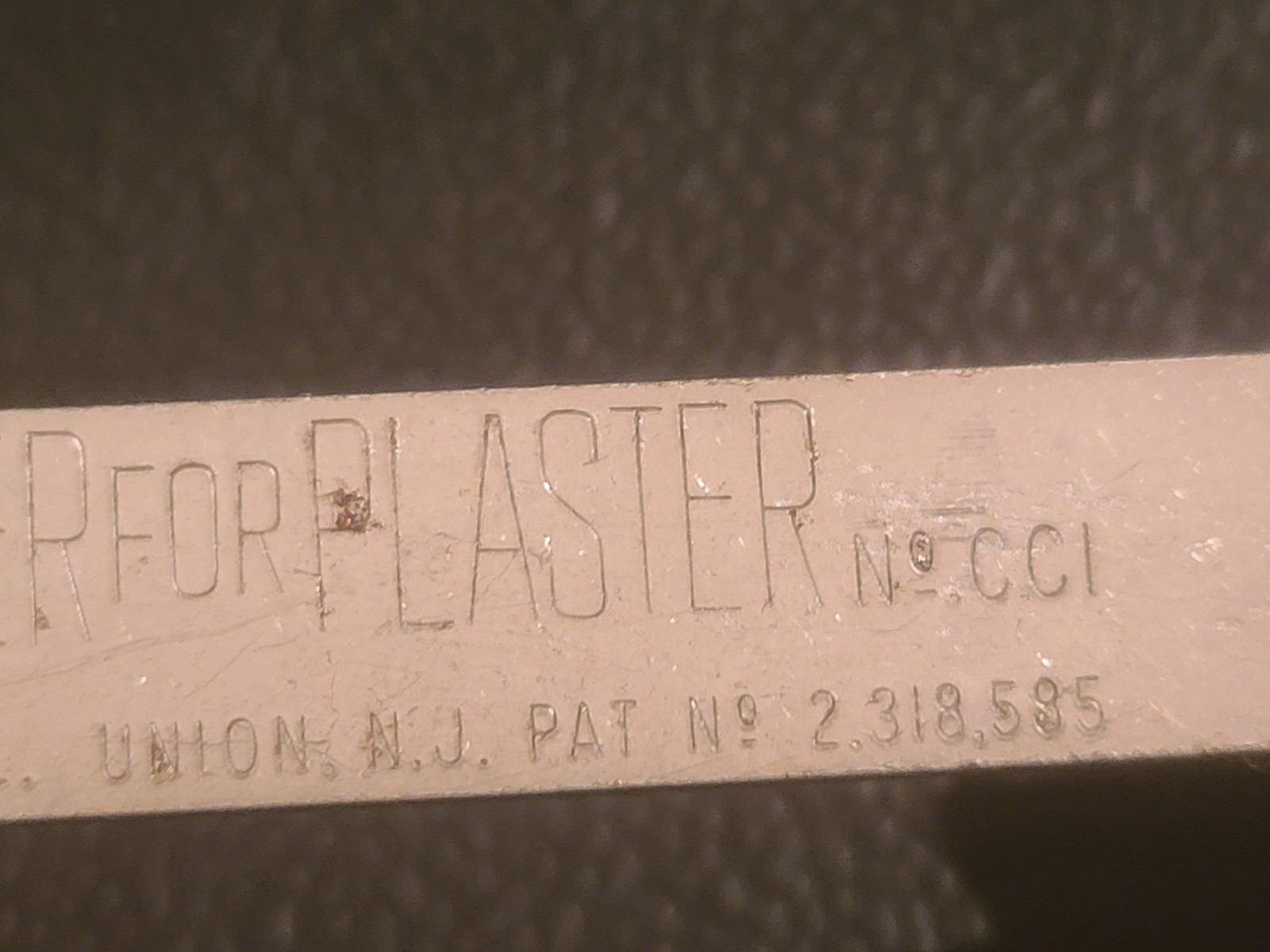 RARE Red Devils Tools Plaster Crack Scraper CCI