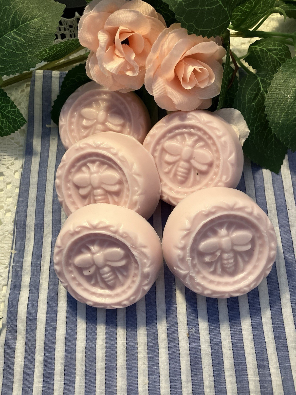 Handmade Glycerin & Goatmilk Based Soap Bars-PINK GRAPEFRUIT 2oz