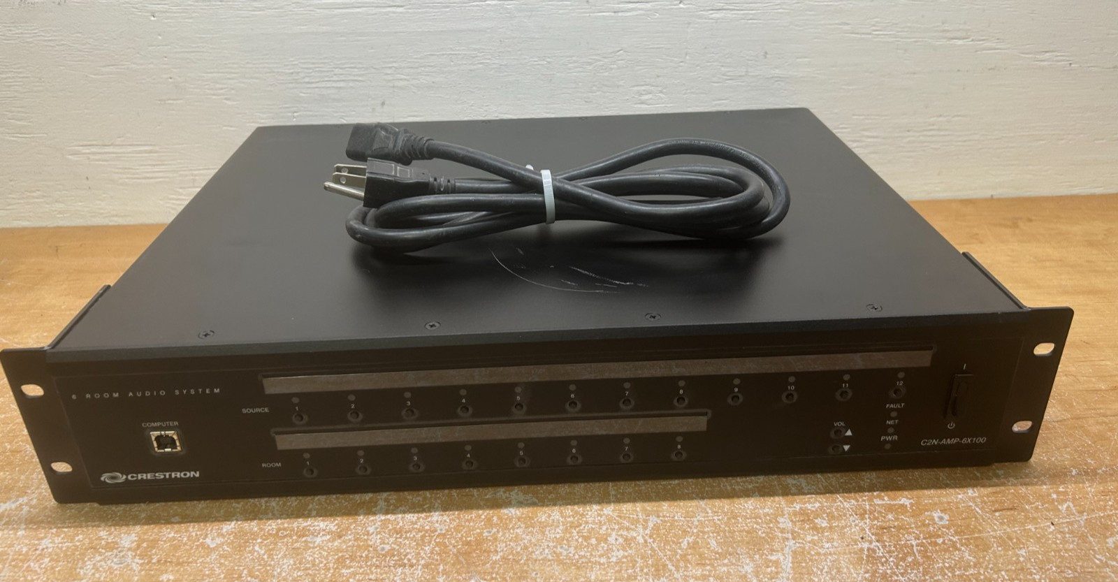 Crestron C2N-AMP-6X100 Amplifier - 6 Room Audio System Tested Working