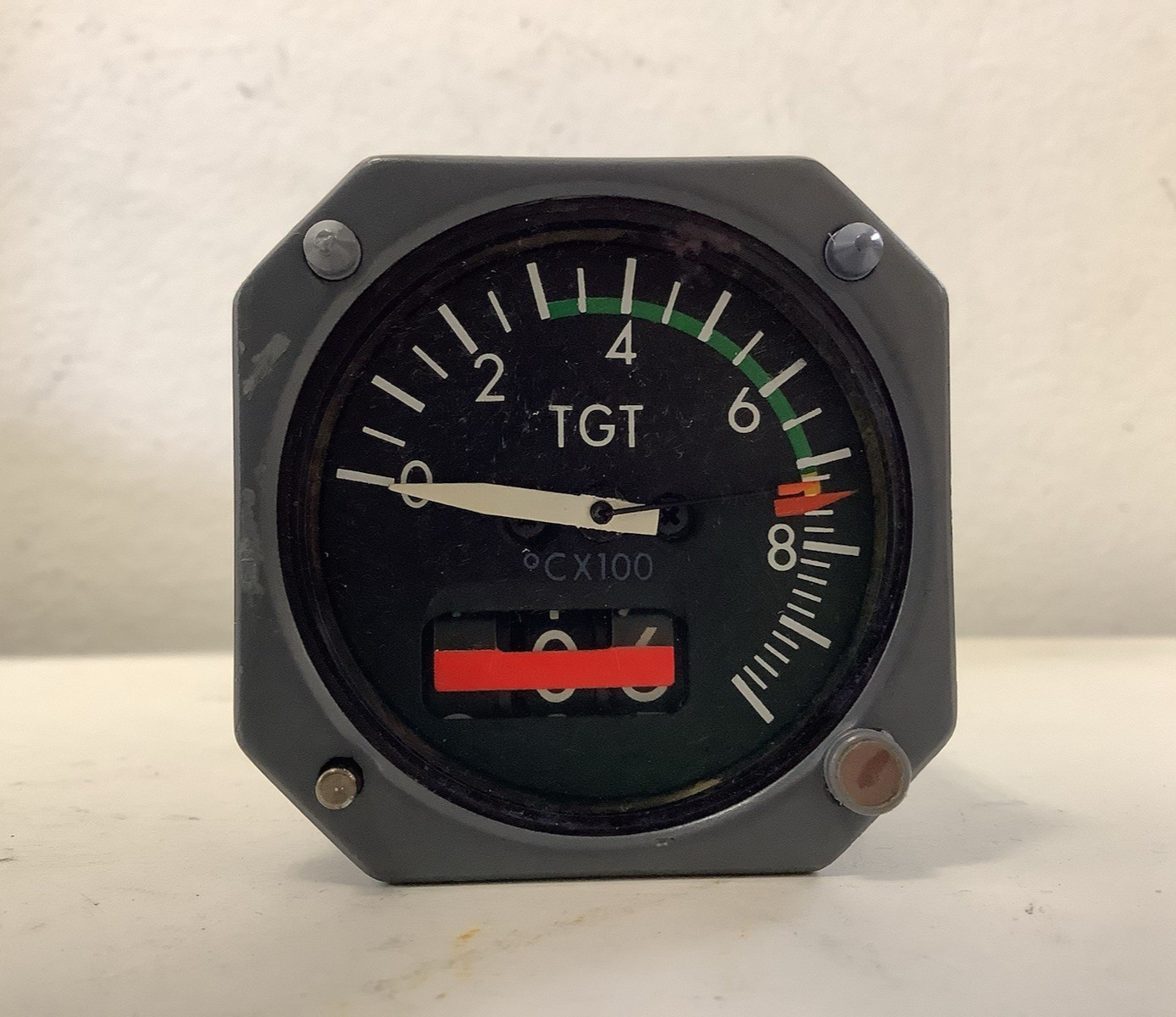 General Electric Aircraft Exhaust Gas Temperature Indicator P/N 8DJ175LXV1