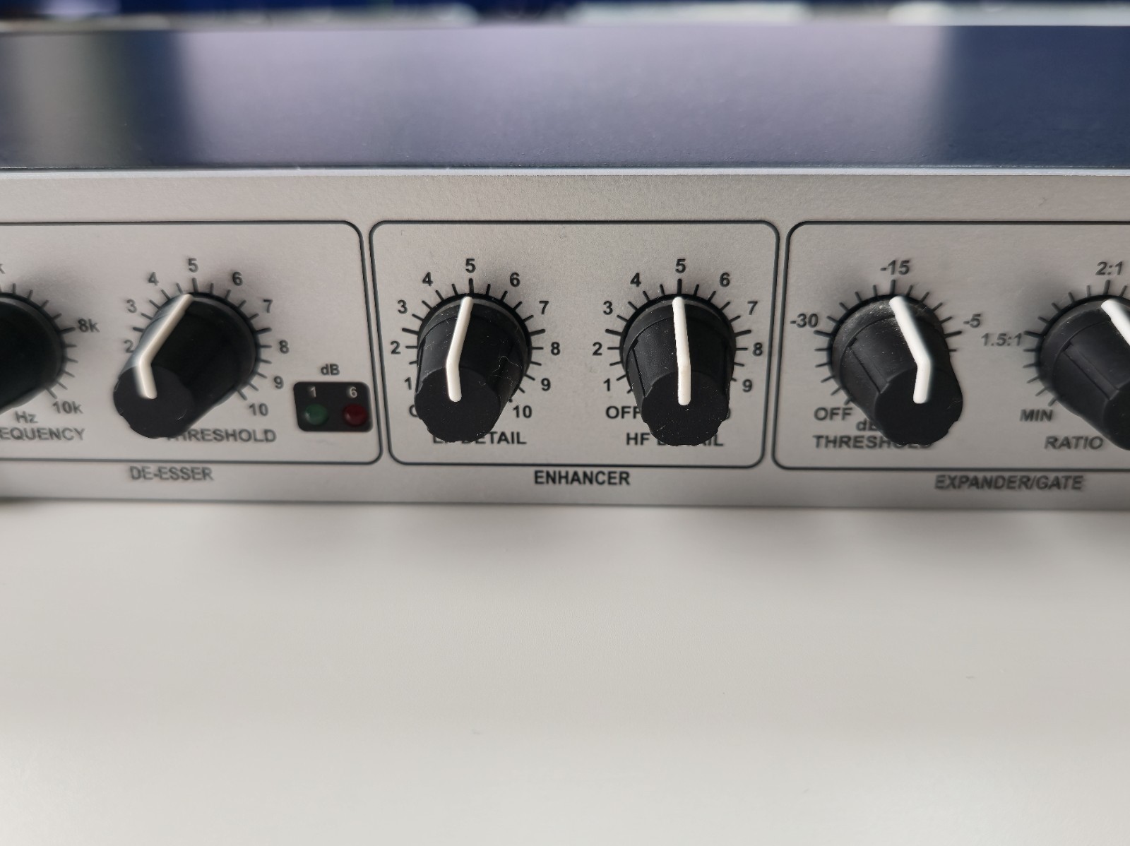 DBX 286s Microphone Preamp Channel Strip Compressor Dynamics Processor