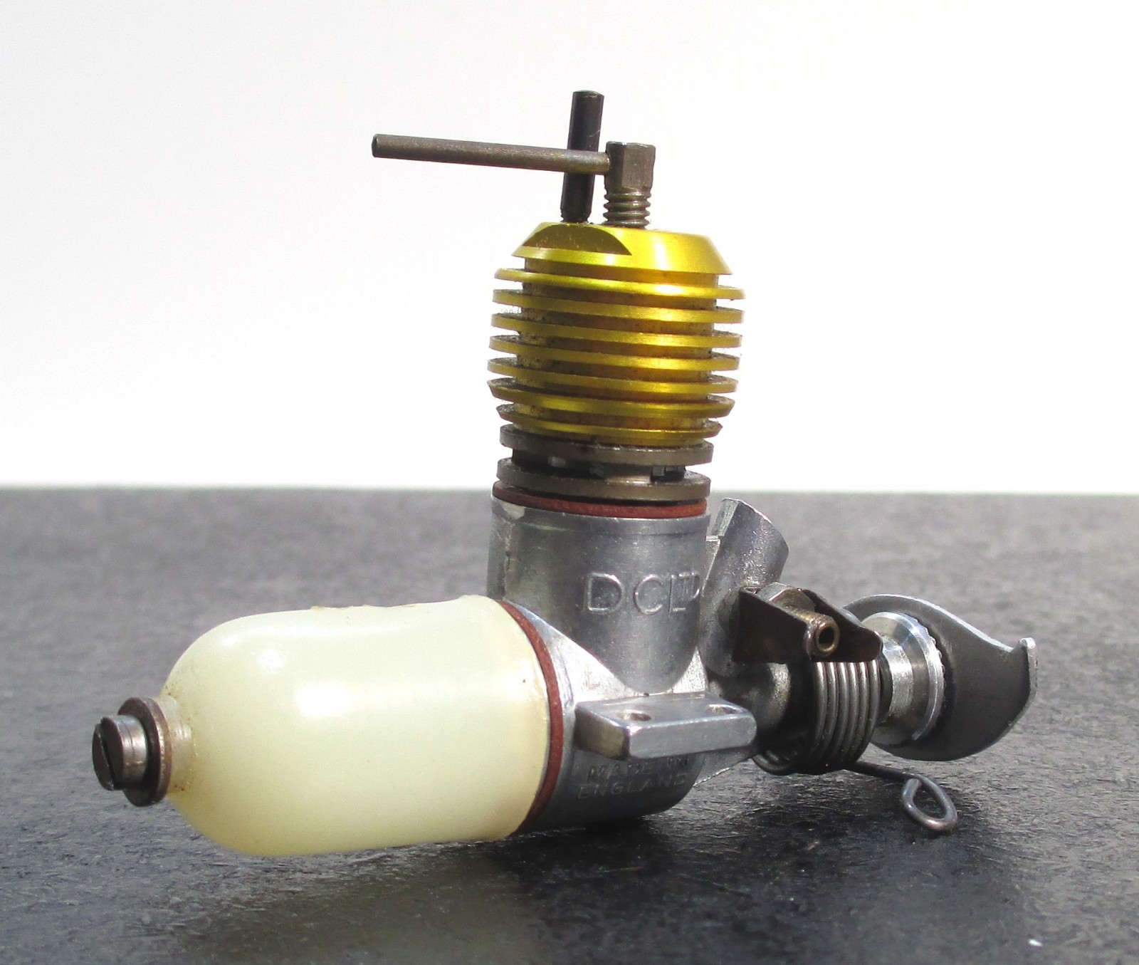 QUICKSTART DART 0.55cc 2-Stroke Diesel Engine for Control Line (Used)