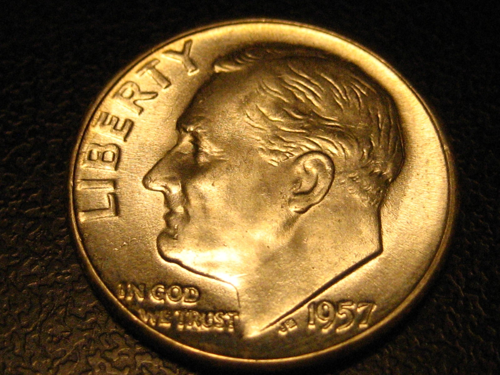 1957-P 90% Silver Roosevelt Head Dime Uncirculated