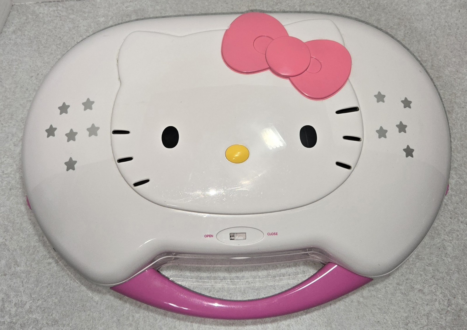 2013 Hello Kitty KT2003B CD Karaoke System/ CD Player Tested WORKS ** READ **