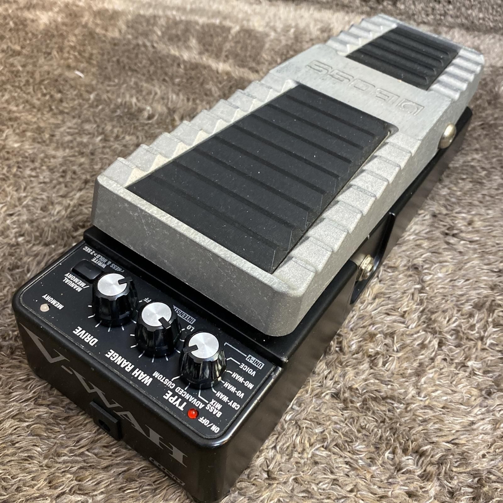 BOSS PW-10 V Wah Multi Effects Pedal Tyoe Range Drive Control Analog Synth Sound
