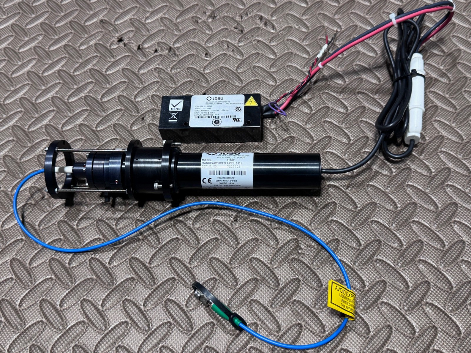 JDS UNIPHASE 1108P Laser with LPSC Fiber delivery and 101T-1250 power supply