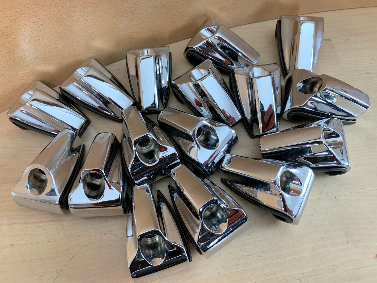 LOT of 16x Bass Drim HOOP CLAW Kick Collar Hook Parts Die Cast Heavy Duty Chrome