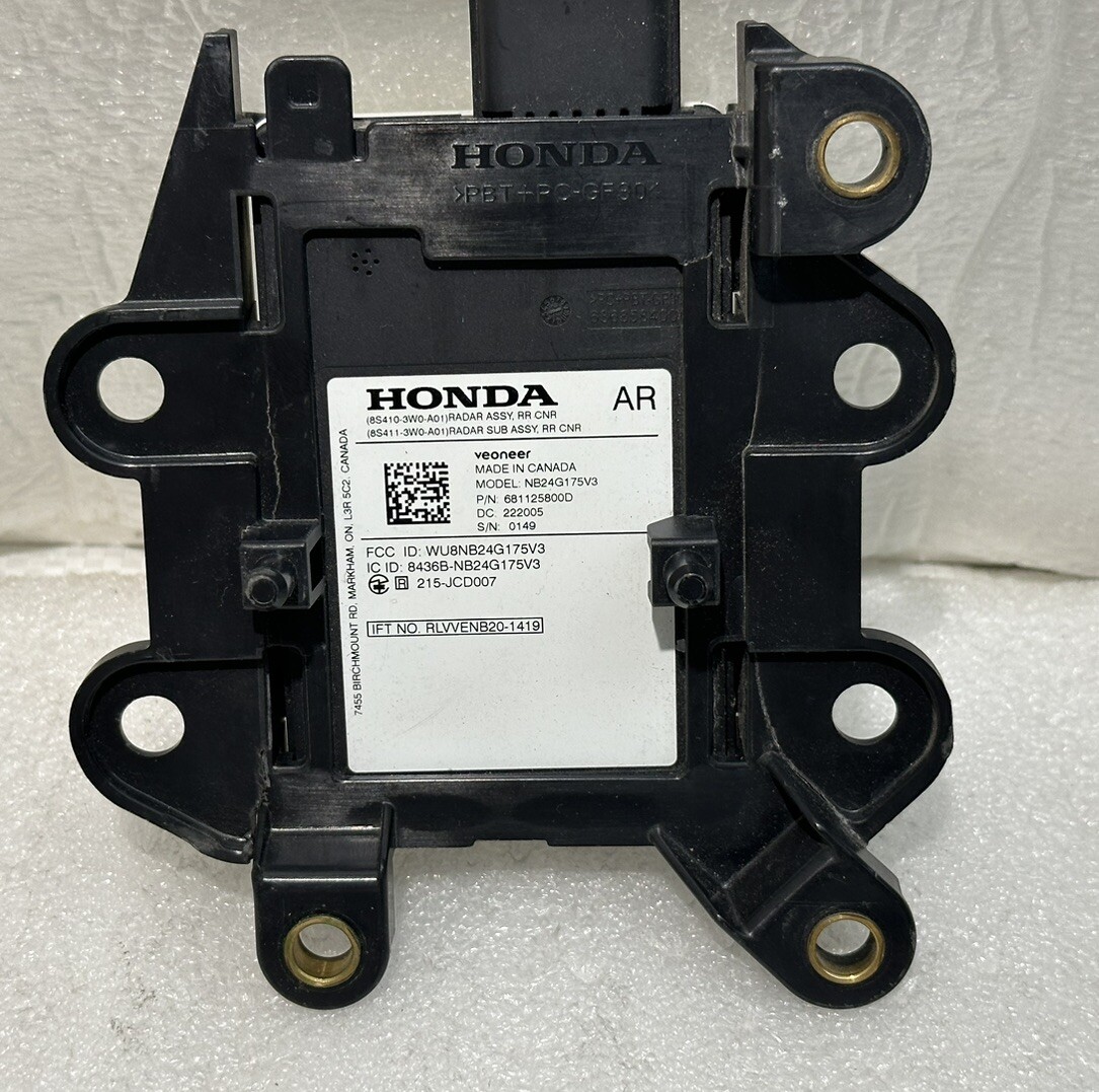 2023 Honda CR-V OEM Blid Spot Radar Sensor Module Unit 681125800D